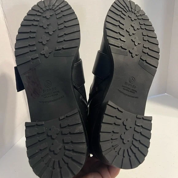 Blondo Camila Waterproof Black Leather Triple Buckle Moto Boots 9 - Picture 6 of 12